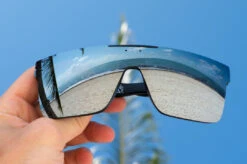 Quatro Sunglasses: SILVER -SUNGLASSES Store silver beach